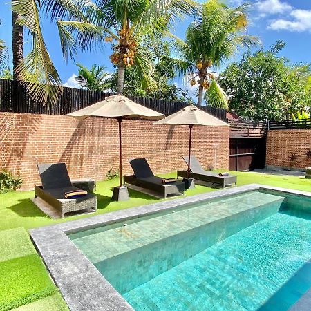 Villa Julia | Heart Of Seminyak | 350M Beach エクステリア 写真
