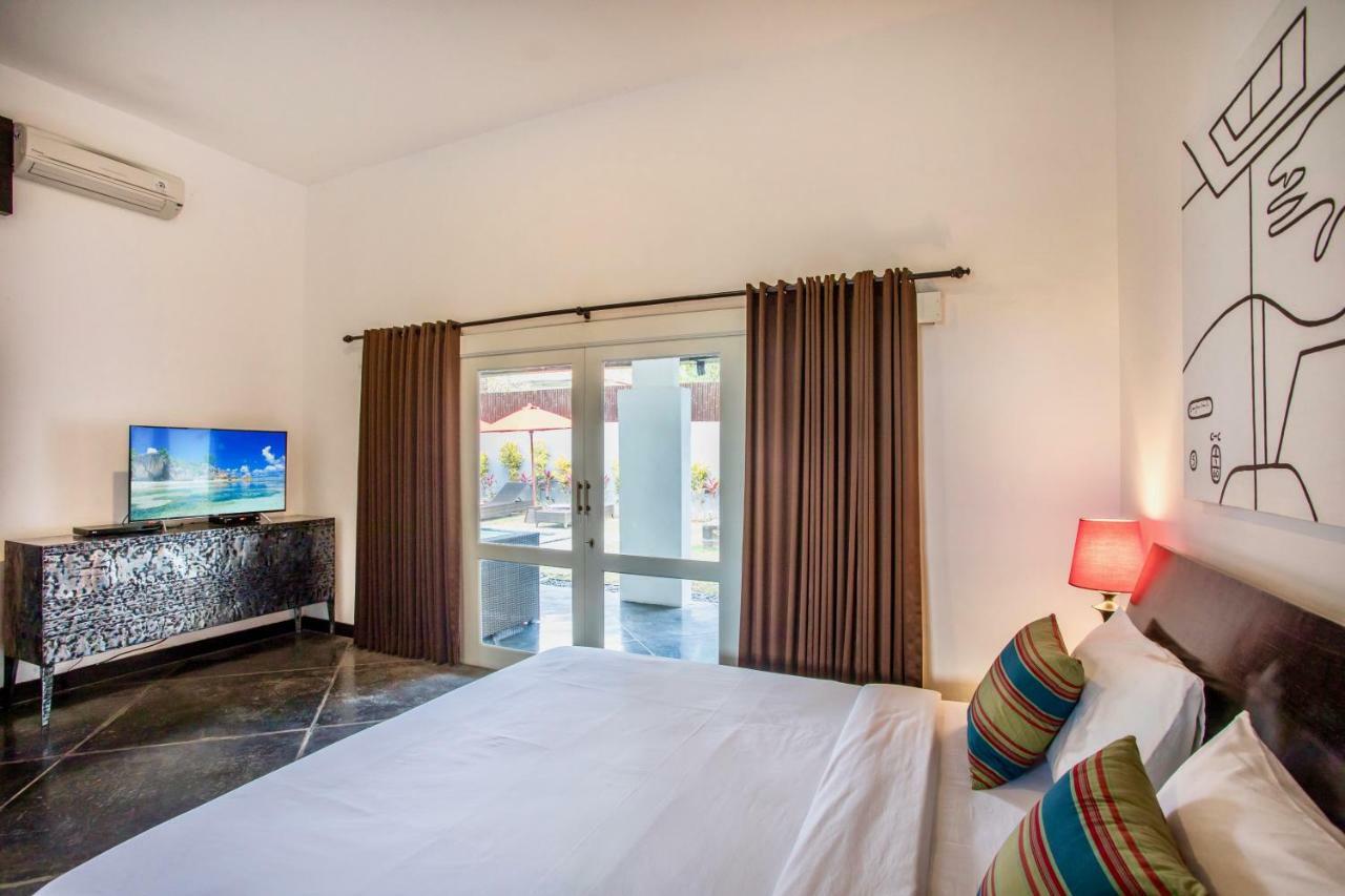 Villa Julia | Heart Of Seminyak | 350M Beach エクステリア 写真