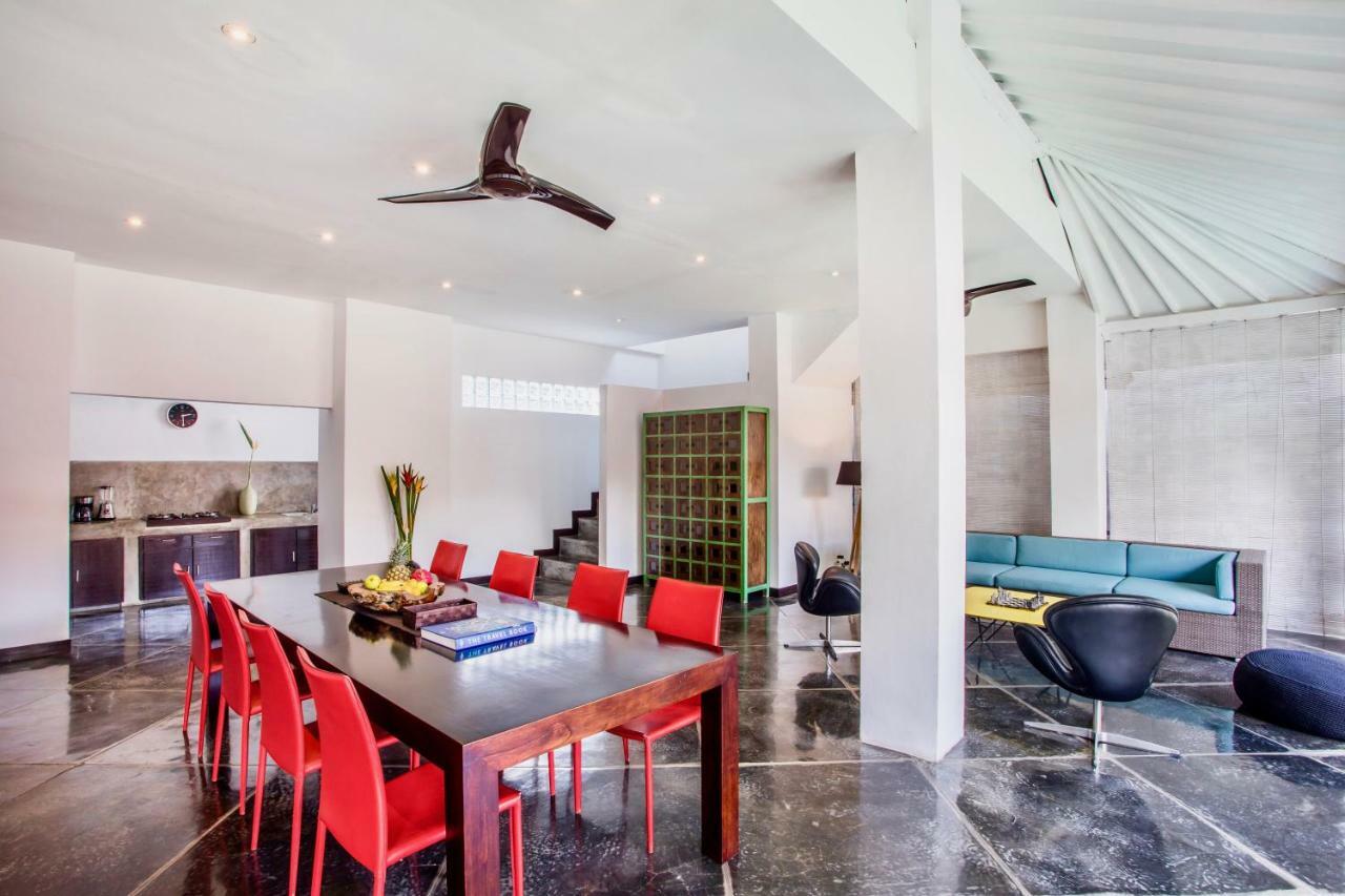 Villa Julia | Heart Of Seminyak | 350M Beach エクステリア 写真